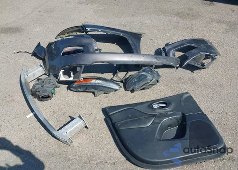 2016 Jeep Cherokee 75Th Anniversary from USA, damaged, VIN 1C4PJLCS4GW281110